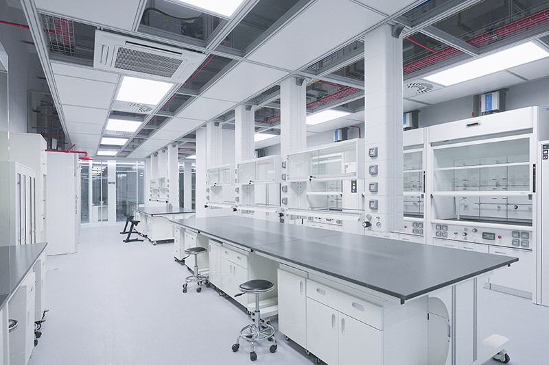 波密实验室革新：安全与科技的现代融合